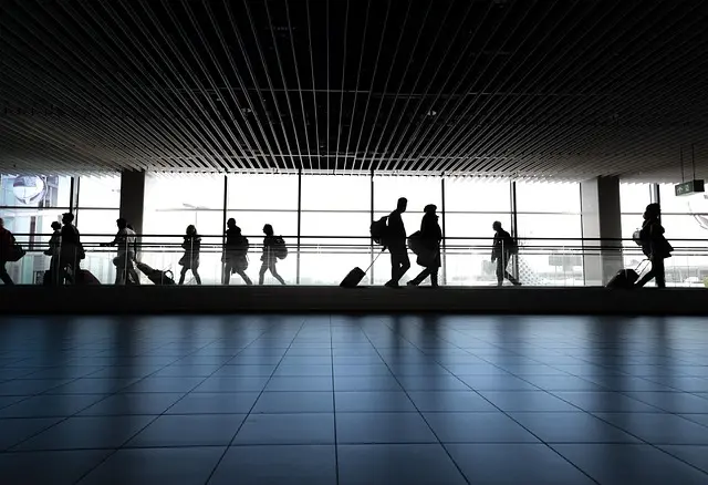 Mẫu câu: Is this the gate for New York?